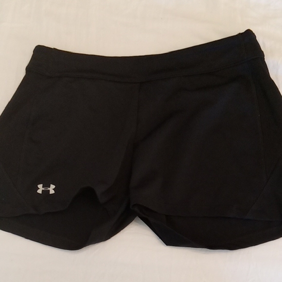 Under Armour Pants - Under Armour Women's Size Small Athletic Black Shorts